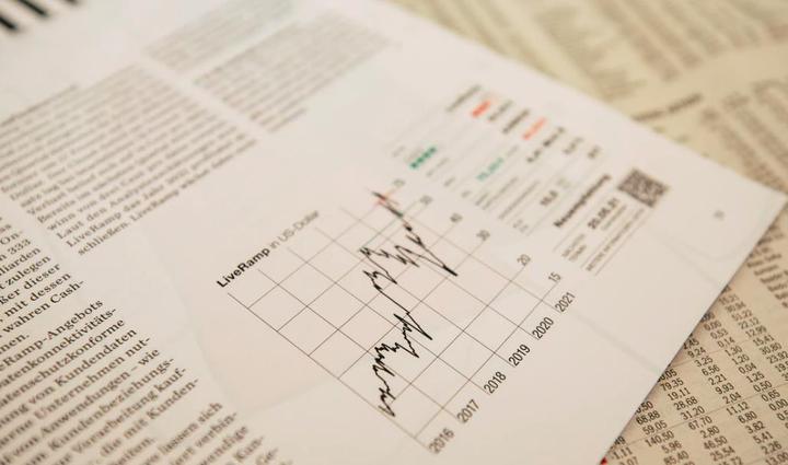 云业务增长32%！谷歌(GOOGL.US)计划850亿美元AI基础设施投资 预告2026年支出将进一步增加