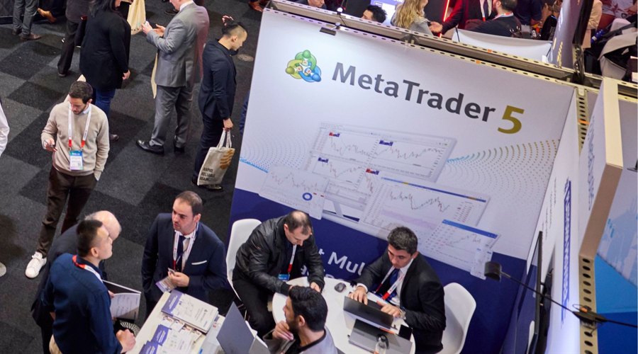 禁止涉毒艺人复出未剥夺其劳动权